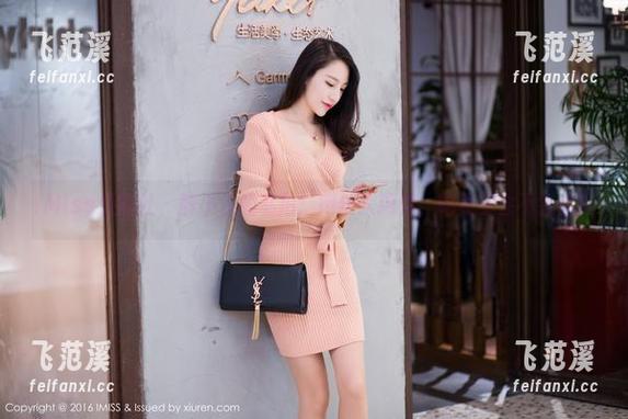 IMiss爱蜜社 - 酥小白的私拍：肉丝大揭秘，吃着看会不会饿？