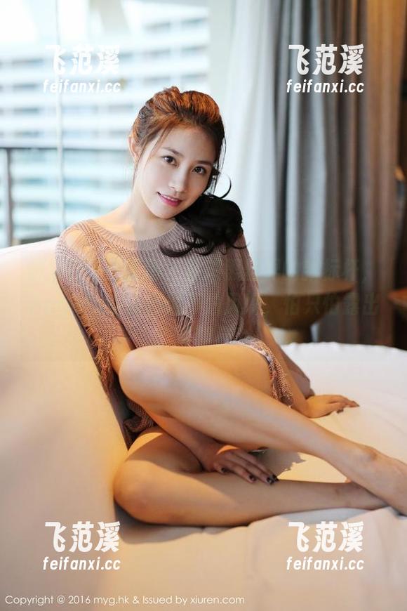 MyGirl美媛馆 - 私拍黑丝界的新标杆，Angela小热巴说不怕风吹，怕只怕露出真相。