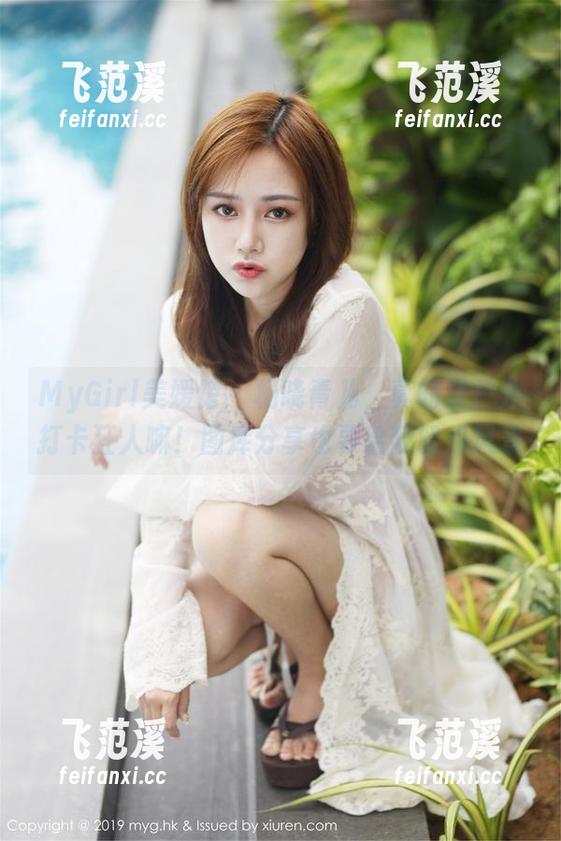 MyGirl美媛馆 - 杨晓青儿，真的是户外打卡狂人嘛！图库分享也要给我留点风景