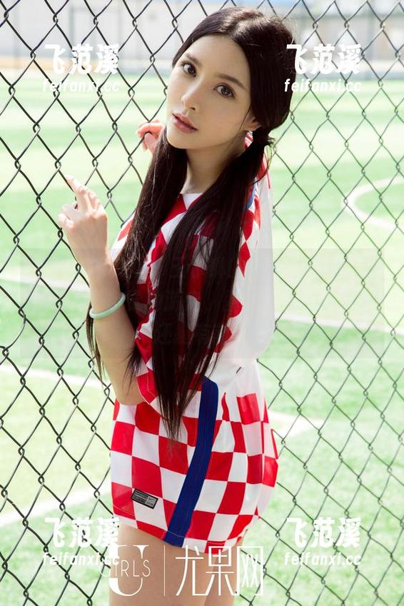 UGirls尤果网 - 王尔琳的裤里丝全套，完全让人不自觉地游走，图片带来的小惊吓还挺有趣。