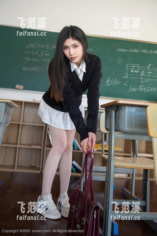 Xiuren秀人网 - HeyuZhang的校服作品集：这才是真正的学霸风范？