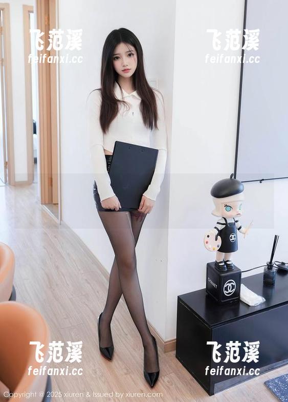 Xiuren秀人网 - 芈琳娜的海边合集，这些壁纸每张都能让你悄悄喊出声！