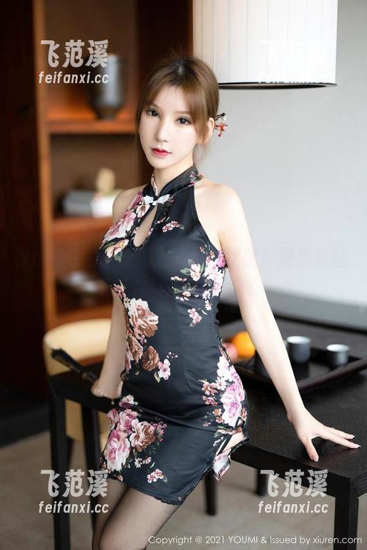 YouMi尤蜜荟 - 这袜子，这腿！周思乔丝袜写真你下载了没？