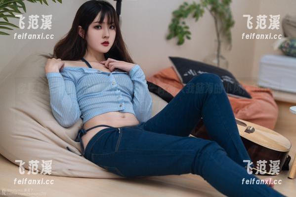 你夏夏 你夏夏私房里的白裙图片,彷佛一阵闯入我脑海的小风,找不到出口了!