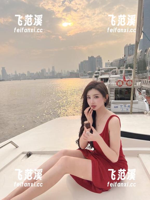 周妍希 微密圈 - 周妍希的海滩写真,快乐无邪,完全不靠圣光!