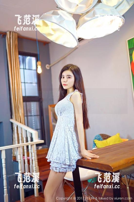 嗲囡囡-程慧娴Phoebe 嗲囡囡 - 美图警告!程慧娴Phoebe美脚合集,随便一张都是画报级别。