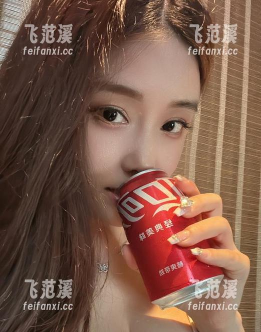 微密圈 - 九月系列——奶雯的最新图集，真能让人琢磨个半天！
