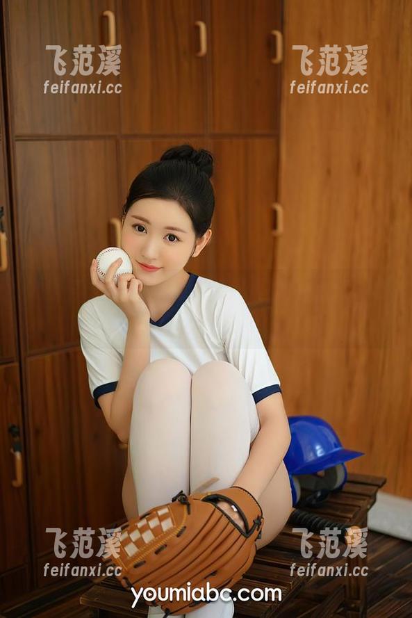 尤蜜荟-何嘉颖 尤蜜荟 - 新图包上线,何嘉颖的少女梦难道在召唤我吗?