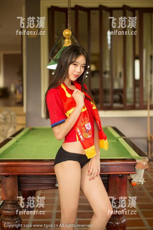 推女神 - 欧阳妮娜娜呈现的JK合集，图中的每一帧都有她的独特符号！