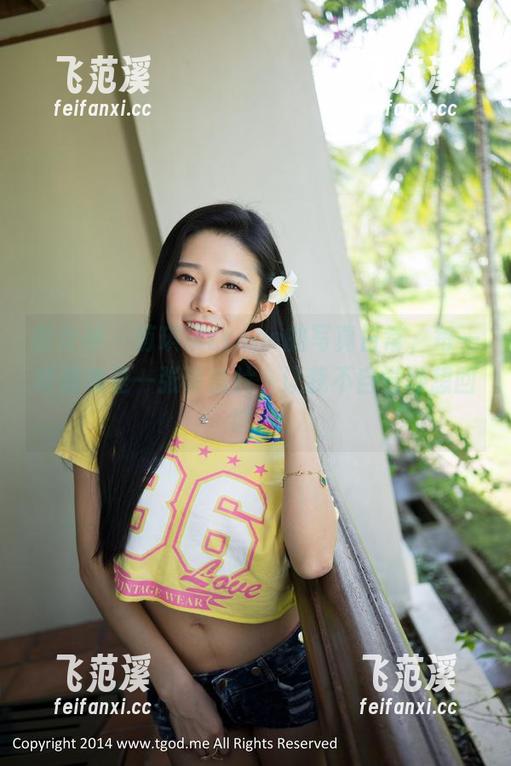 推女神 - 萌琪琪Lrene的写真日常，每一帧都像是一张明信片，让我不自觉地想回味。