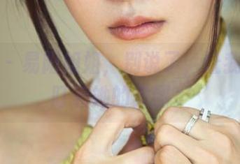 推女郎 - 易阳姐姐，别说了，让我先好好盯着她的美图。