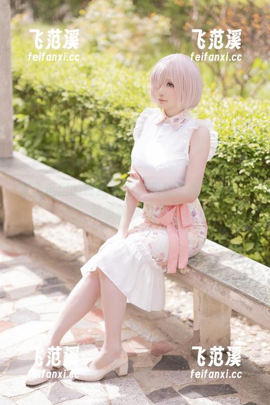 星之迟迟的制服写真，果然是画风大变，质感满分资源～