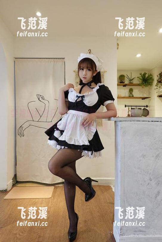 是依酱吖 学姐的约会日——是依酱吖的写真集,连约会对象都想入镜!
