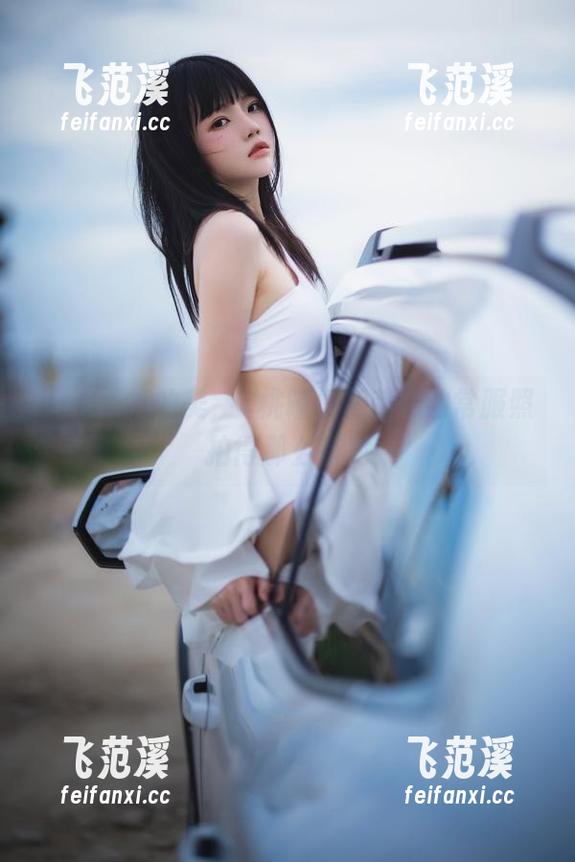 无法抗拒的美，桜桃喵把加藤惠的常服照拍得那么有戏
