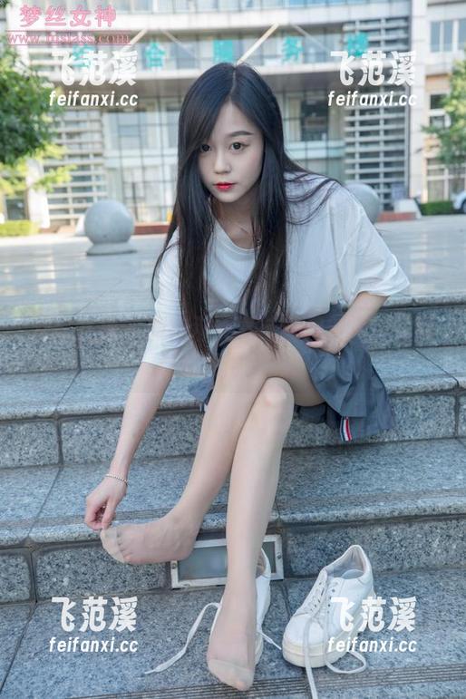 梦丝女神 - 旗袍那点事：花月舞为何让网盘都变得俏皮？