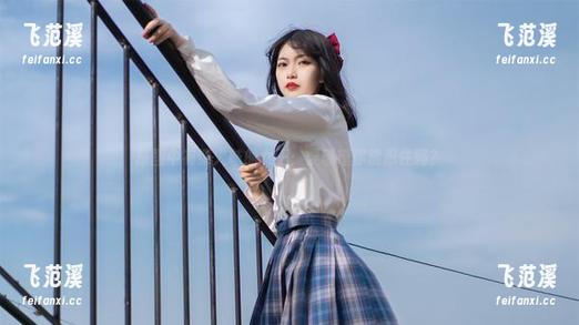 原图中有柴火味的女王：梨瑾瑾你能忍住吗？
