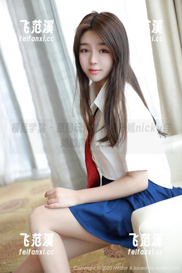 模范学院 - 原图玩精神：白子嫣nicky与她的肉丝大放送