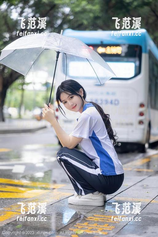 秀人网 - 东西太美了，不止是你的兔妹妹的定制JK作品，还有那不经意的风情