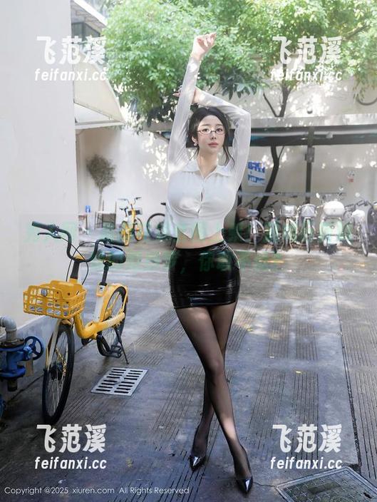 秀人网 - 最新花嫁套图上架！猫咪巨臀妹妹的婚纱梦，你敢不点？