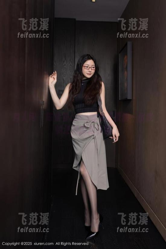 秀人网 - 陈怡曼coco的女王原图—比我的逆风翻盘还强