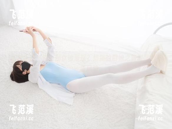紧急企划 - 湖面起伏的原图？奶糖的厨娘之旅倒是别有一番风味
