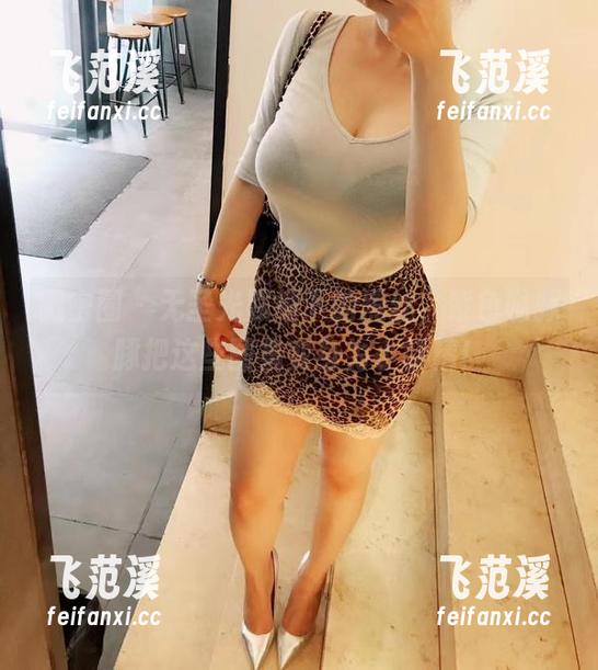 微密圈 - 无圣光照耀下的黑丝，紫色哒豚豚把这些图集变身为小妖精！