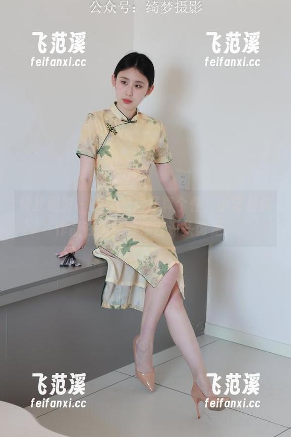 绮梦摄影 - 眼镜的选择真个性，小艺最新作品在图库等你去评头论足。