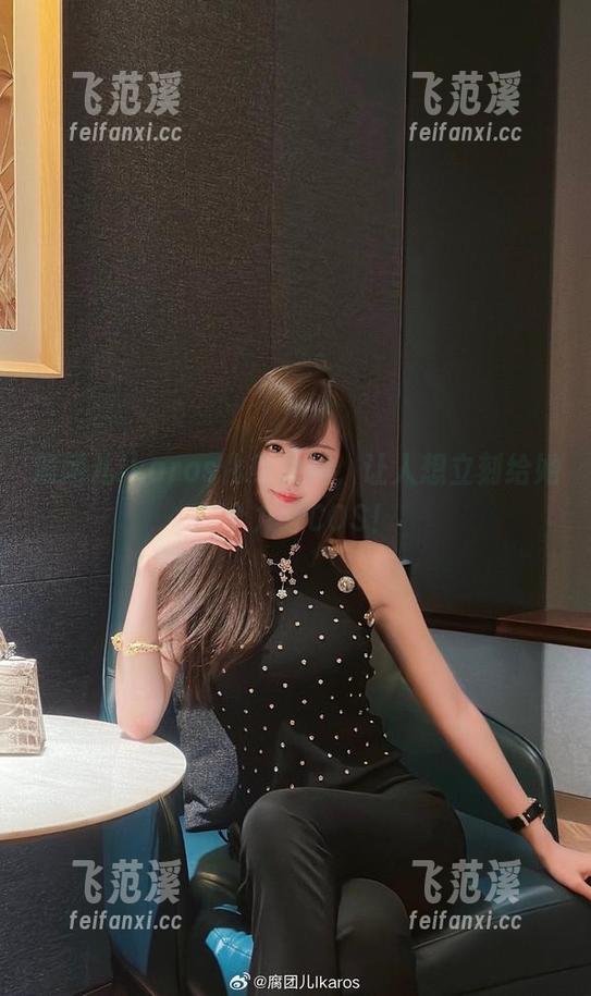 腐团儿Ikaros化身女神，让人想立刻给她打个九分COS！