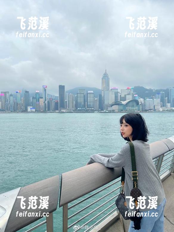 舞小喵 看吧,舞小喵的死库水私房图集,脑海中的水波荡漾。