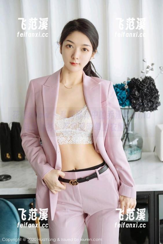花漾show - 私房写真中的乔漫妮mina与白衬衫：不只是简单的衣服哦！