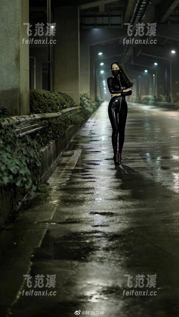 辣妈女神 微密圈 - 辣妈女神的御姐调调,谁能抵挡这样美图的诱惑?