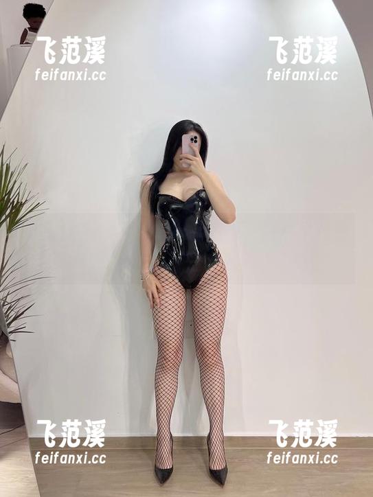 铁锤姐姐 微密圈 - 水手服加铁锤姐姐,图片里藏着什么海底的秘密?