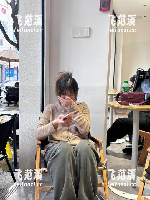 闪月半 闪月半出品:加藤惠的美图,那表情绝了!