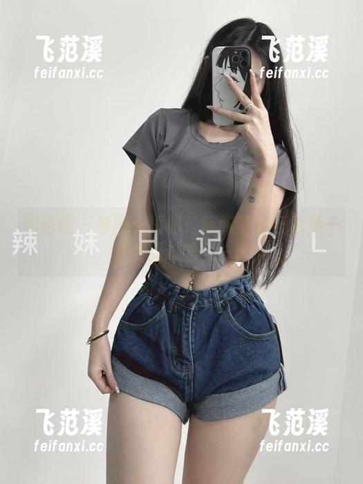 微密圈 - 原图小插曲：陈佩奇的红色兔子，你没见过的另一面！