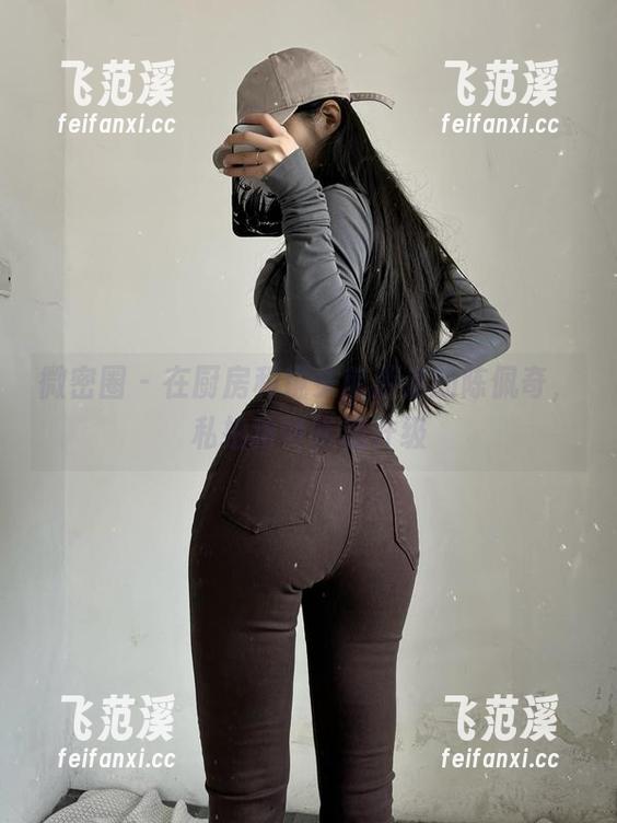 陈佩奇 微密圈 - 在厨房和镜头前游走的陈佩奇,私拍独特味道升级